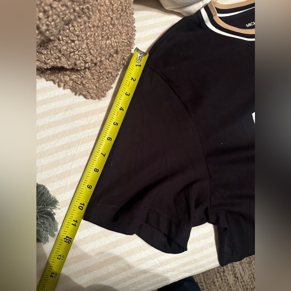 NEW WITH TAG | Black Michael Kors T-Shirt (Size XL) - Picture 6 of 8